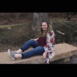 Meet your Posher, Alexis